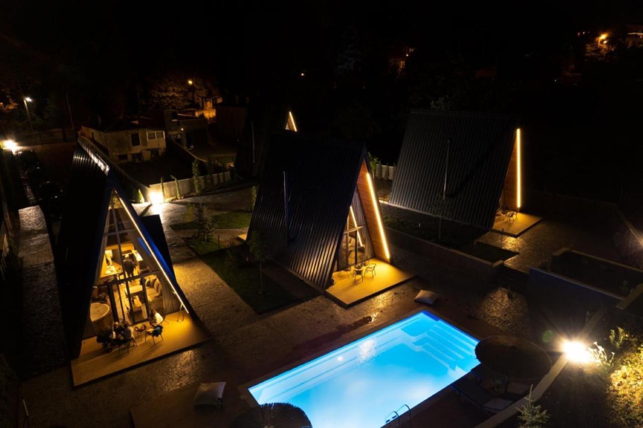 Pavliani4Rest - Luxury Cabins Buitenkant foto